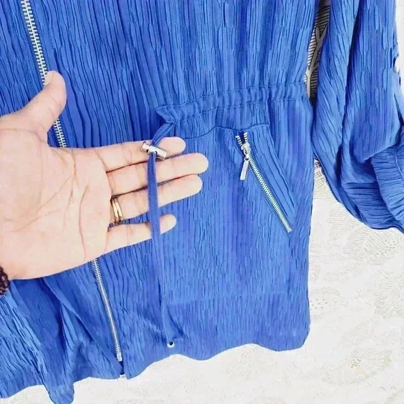 Chico's Women's Utility Jacket Size 2/ 12 Full Zip Textured Blue 7072 - Picture 4 of 8